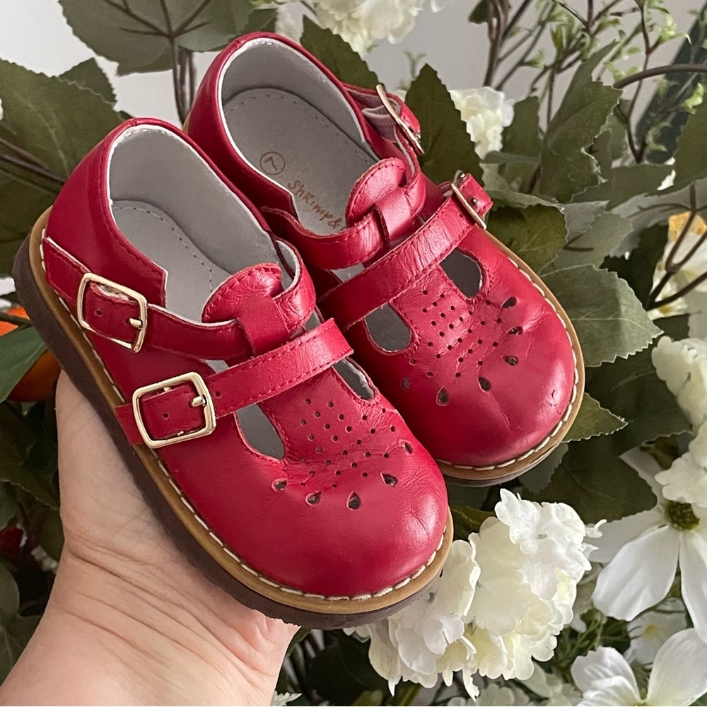 Shrimp And Grits Kids Red Shoes Size 7